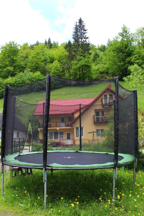 Căsuța de lângă pădure Hotel Moeciu De Sus Exterior foto