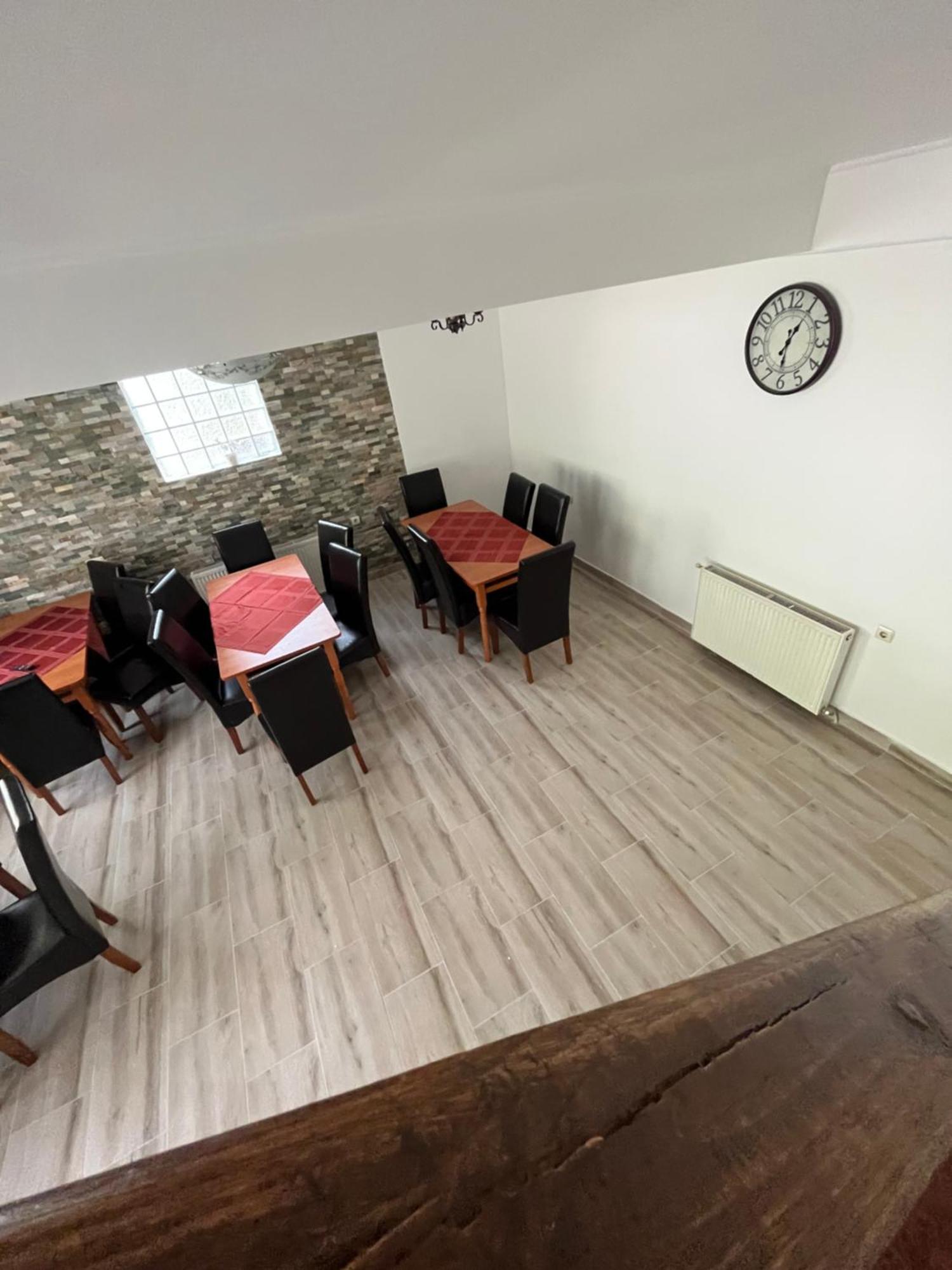 Căsuța de lângă pădure Hotel Moeciu De Sus Exterior foto