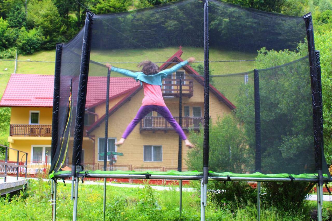 Căsuța de lângă pădure Hotel Moeciu De Sus Exterior foto